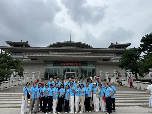 Hubei Kangning tyrinėja senovės sostinę Sianą 2026 m. komandos formavimui